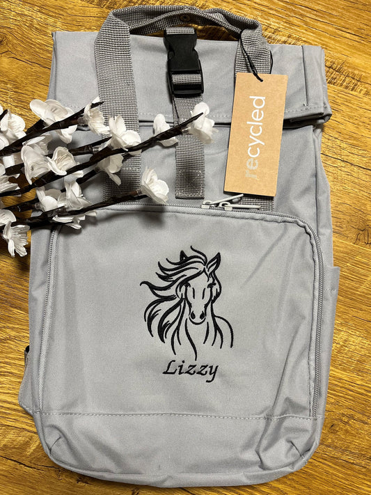 Rucksack bestickt mit Pferdemotiv